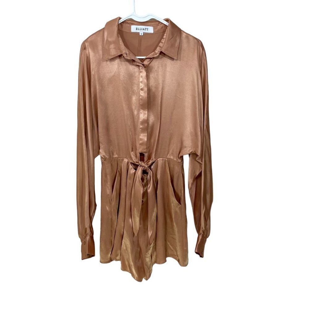 Elliatt Revolve Emely Playsuit Size‎ S Long Sleeve Satin Pockets  Romper